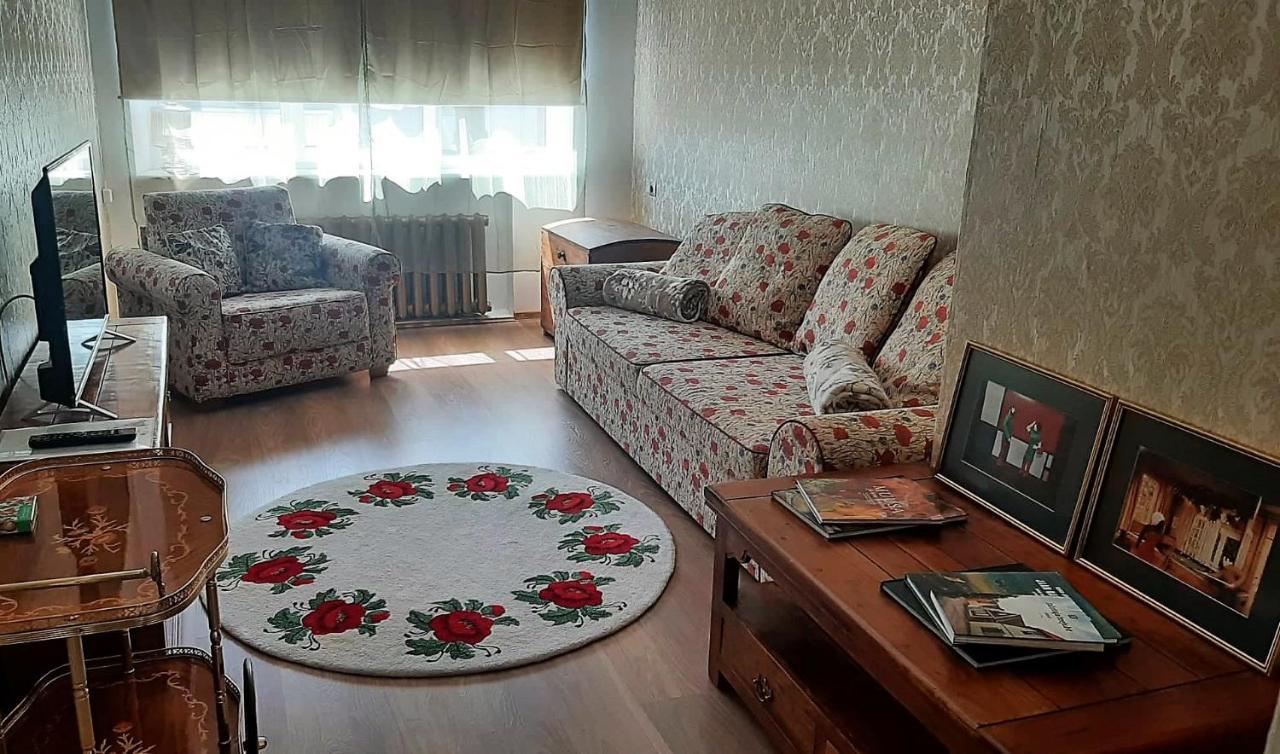 Apartement Endla Parnu Bagian luar foto